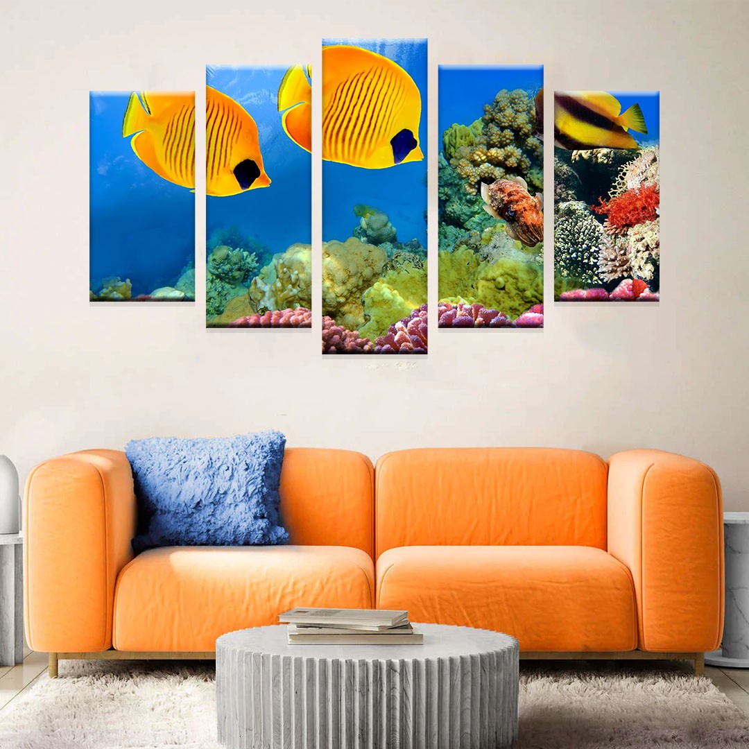 5 panel wooden frame under water fish